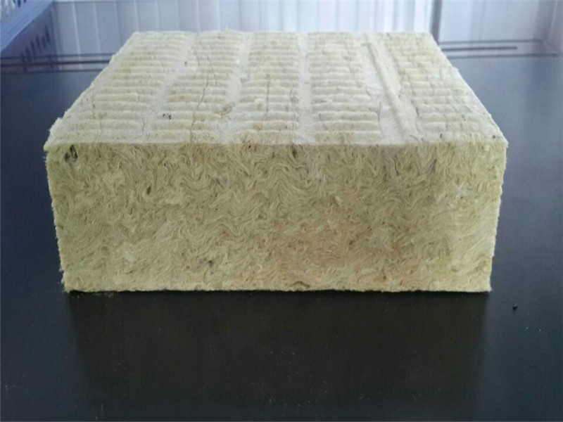 屋面保溫巖棉板企業